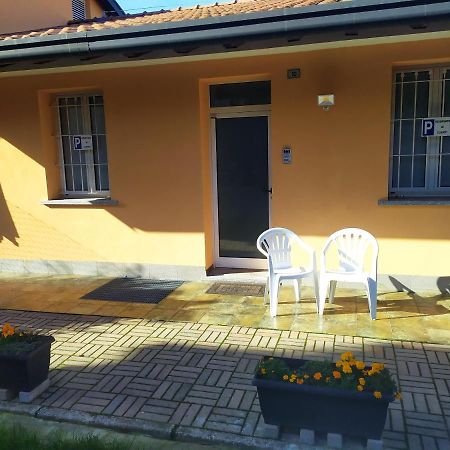 La Quiete Hotel Senna Comasco Exterior photo